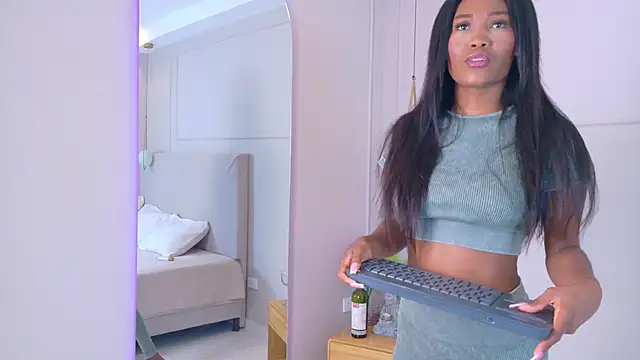 JosselynBrown online show from March 2026 11:27:01 AM