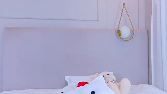 JosselynBrown online show from April 2026 11:28:01 AM