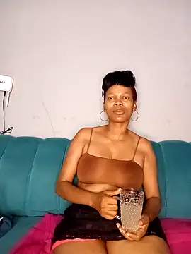 Snapshot of Pogee94 chatting on February 2026 08:31:01 AM Pogee94 online show from February 2026 08:31:01 AM