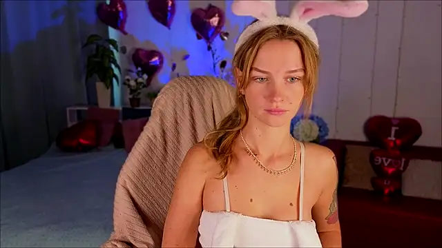 Crystal Kris online show from February 2026 01:21:02 PM