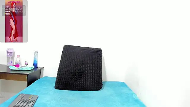 catalinaa32 online show from April 2026 11:01:01 AM