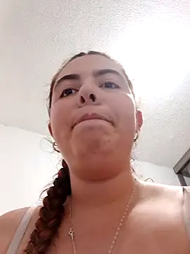 lyss muller online show from February 2026 05:02:02 PM