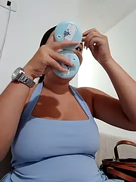 lyss muller online show from May 2026 11:55:02 PM