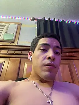 Snapshot of Tupapi696969q chatting on April 2026 03:46:02 AM Tupapi696969q online show from April 2026 03:46:02 AM