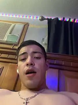 Snapshot of Tupapi696969q chatting on June 2026 04:13:02 AM Tupapi696969q online show from June 2026 04:13:02 AM