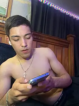 Snapshot of Tupapi696969q chatting on June 2026 04:13:01 AM Tupapi696969q online show from June 2026 04:13:01 AM