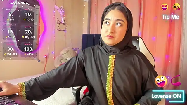 SamiraAwada online show from February 2026 06:03:01 PM