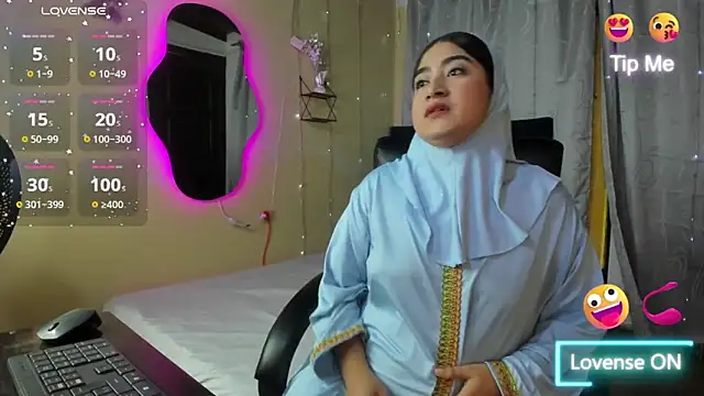 SamiraAwada online show from March 2026 06:35:02 PM