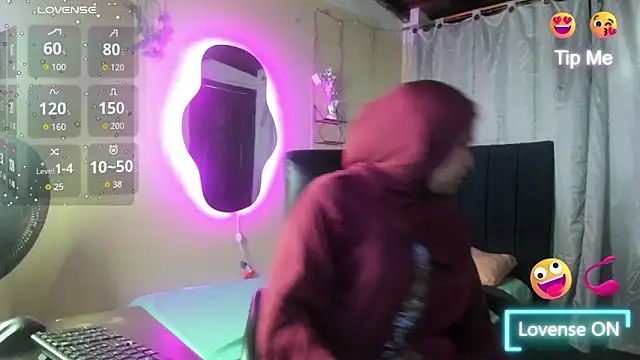 SamiraAwada online show from March 2026 07:04:02 PM