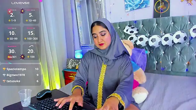 SamiraAwada online show from June 2026 07:35:01 PM