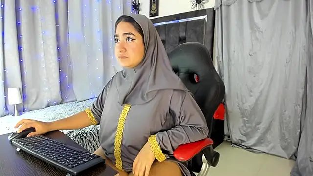 SamiraAwada online show from July 2026 07:22:02 PM