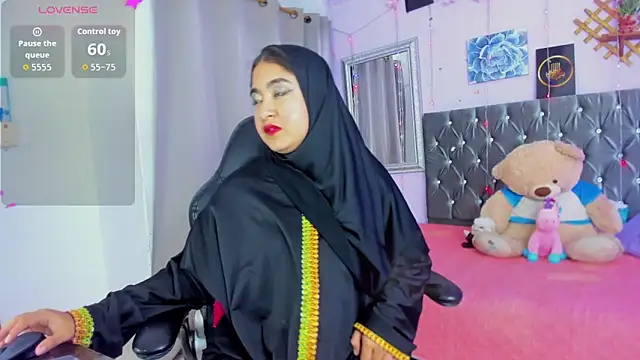 SamiraAwada online show from June 2026 07:40:02 PM