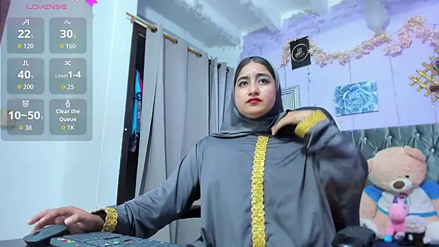 SamiraAwada online show from June 2026 07:15:02 PM