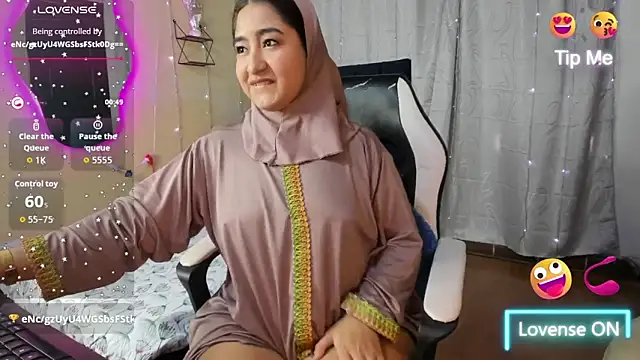 SamiraAwada online show from February 2026 06:43:02 PM