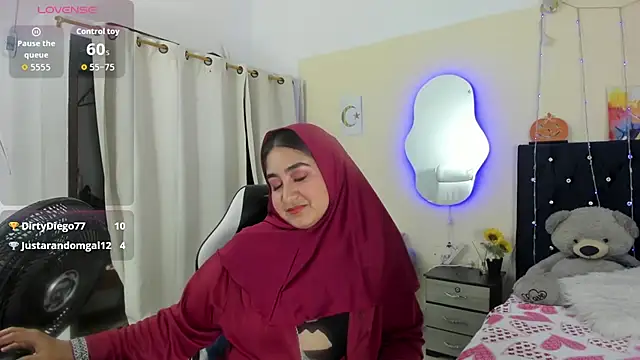 Snapshot of SamiraAwada chatting on April 2026 07:38:02 PM SamiraAwada online show from April 2026 07:38:02 PM
