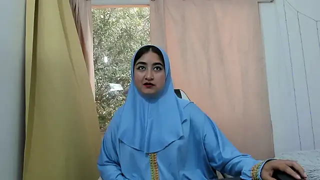 Snapshot of SamiraAwada chatting on May 2026 07:31:02 PM SamiraAwada online show from May 2026 07:31:02 PM
