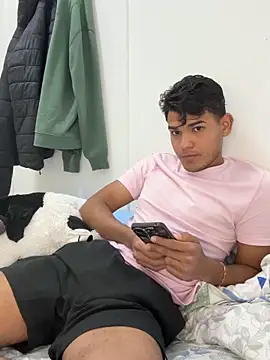 DavShi online show from February 2026 01:00:01 PM