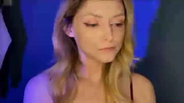 Leecey online show from February 2026 11:16:01 PM