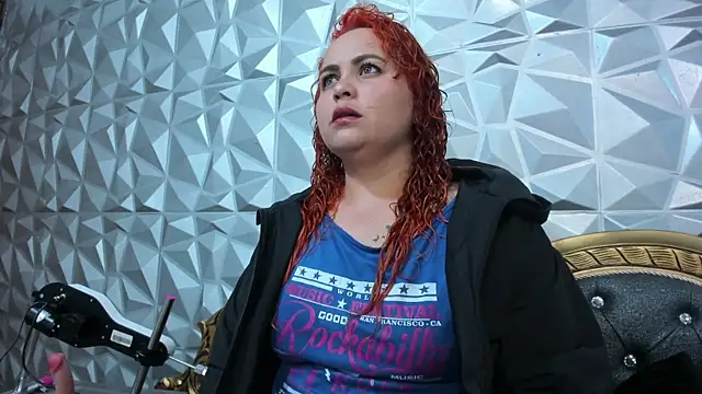 Snapshot of BarbaraSoul chatting on February 2026 11:32:01 AM BarbaraSoul online show from February 2026 11:32:01 AM