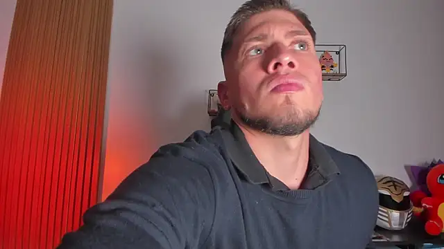 Snapshot of SebastianMaximoff_ chatting on February 2026 08:22:02 PM SebastianMaximoff online show from February 2026 08:22:02 PM