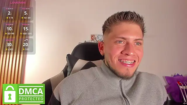 SebastianMaximoff  online show from April 2026 07:53:01 PM