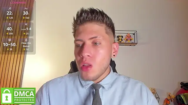 SebastianMaximoff  online show from May 2026 07:32:02 PM