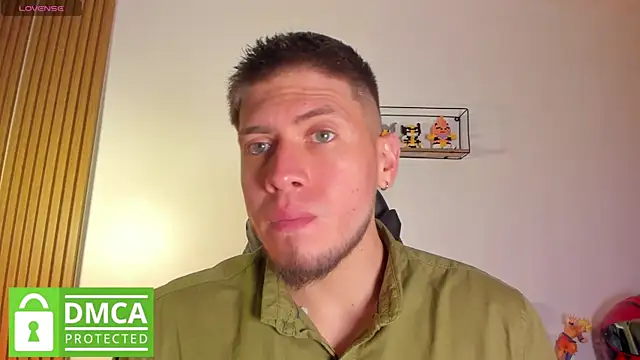 SebastianMaximoff  online show from April 2026 07:18:01 PM