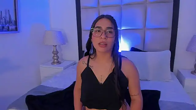 SussyFox online show from March 2026 07:19:02 PM