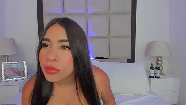 SussyFox online show from April 2026 03:02:02 AM