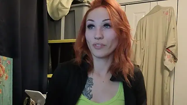 ThornsandHoney online show from May 2026 04:23:01 AM