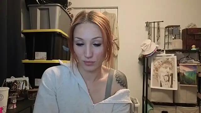 ThornsandHoney online show from May 2026 05:56:02 AM
