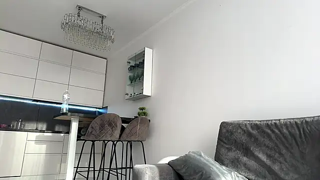 AuraXO online show from May 2026 05:04:01 AM