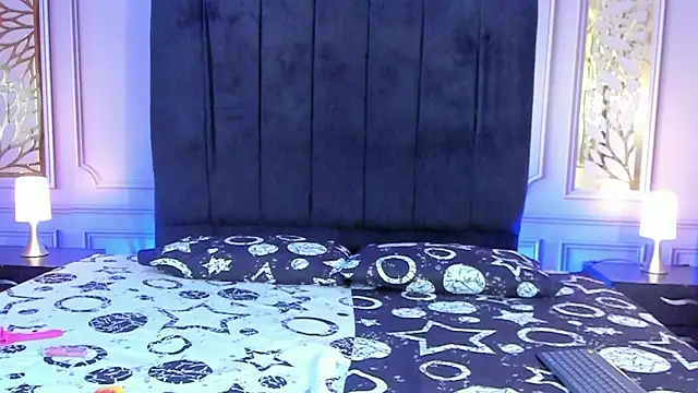 Snapshot of dulce_sweett chatting on February 2026 04:23:01 AM dulce sweett online show from February 2026 04:23:01 AM