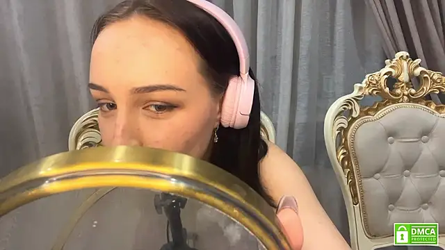 Sylynisem online show from February 2026 07:12:01 PM