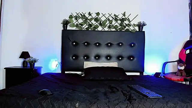 JERO TEASE S7S online show from April 2026 02:14:02 AM