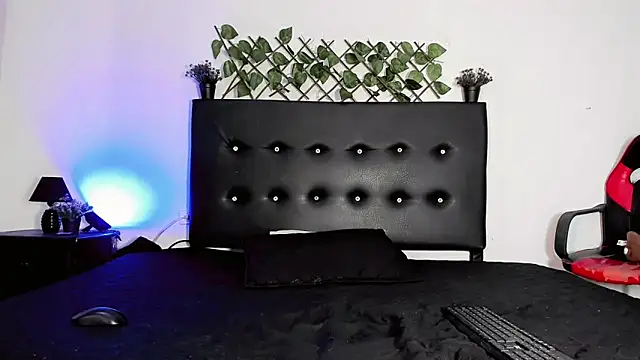 JERO TEASE S7S online show from April 2026 02:07:01 AM