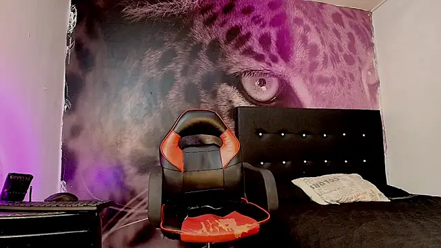 Snapshot of JERO_TEASE_S7S chatting on February 2026 06:52:02 PM JERO TEASE S7S online show from February 2026 06:52:02 PM