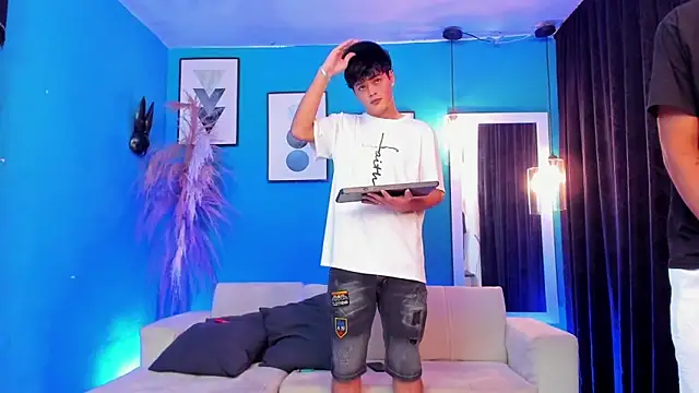 Snapshot of KingOfHeavens_2 chatting on February 2026 04:45:01 AM KingOfHeavens 2 online show from February 2026 04:45:01 AM