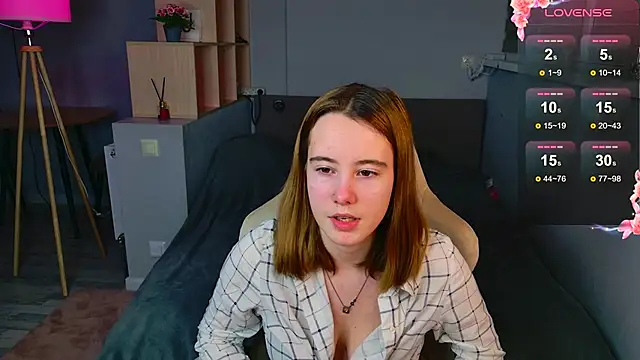 Snapshot of Caeliaa chatting on February 2026 07:27:01 PM Caeliaa online show from February 2026 07:27:01 PM