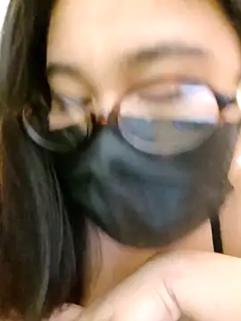 mini27mimi online show from May 2026 07:14:02 PM