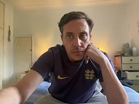 malcolm2334 online show from May 2026 01:22:02 PM