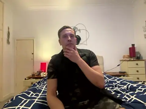 malcolm2334 online show from April 2026 07:26:02 PM