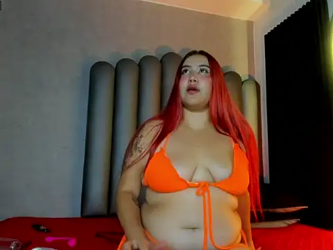 Snapshot of Miaa-Foxx chatting on February 2026 10:53:01 PM Miaa-Foxx online show from February 2026 10:53:01 PM