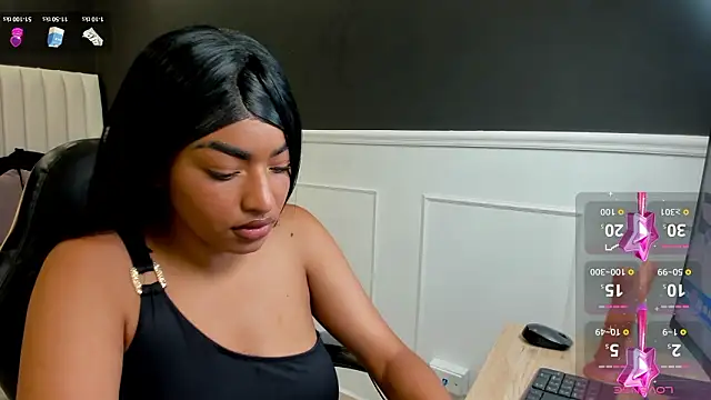  luna rossee  online show from February 2026 09:56:02 PM