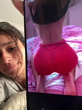 Snapshot of madison90 chatting on February 2026 09:43:02 PM madison90 online show from February 2026 09:43:02 PM