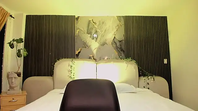 JazminRusso  online show from July 2026 05:41:01 AM
