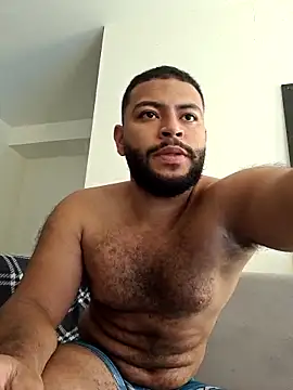 Snapshot of KLEYTON33 chatting on February 2026 04:07:01 PM KLEYTON33 online show from February 2026 04:07:01 PM