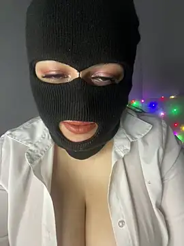 Snapshot of maryam-6 chatting on February 2026 09:12:02 PM maryam-6 online show from February 2026 09:12:02 PM