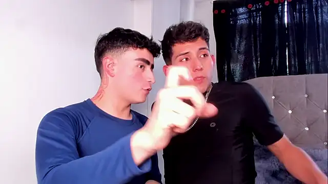 naughtysalomonn online show from April 2026 08:59:02 PM