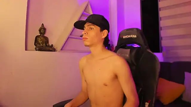 Snapshot of juan_posada chatting on February 2026 02:52:01 AM juan posada online show from February 2026 02:52:01 AM